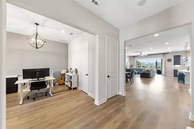 7631 Capstone Court, Riverside, CA 92506 - Photo 4