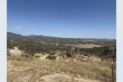 38980 Lorenzo, Hemet, CA 92544 - Photo 2
