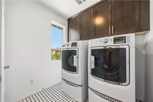 1664 Camellia Ln, Redlands, CA 92374 - Photo 14
