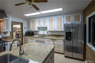 1525 W Oakland Ave, Hemet, CA 92453 - Photo 38