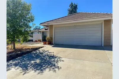 41181 Mountain Pride Drive, Murrieta, CA 92562 - Photo 2