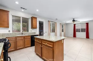 9256 Stephenson Ln, Hemet, CA 92545 - Photo 8
