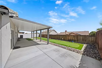 8935 Ironstone Court, Hesperia, CA 92344 - Photo 36