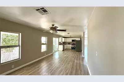 530 W Devonshire Avenue #19, Hemet, CA 92543 - Photo 8