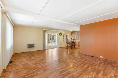 42751 E Floria Avenue #16, Hemet, CA 92544 - Photo 8