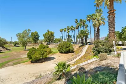 42751 E Floria Avenue #16, Hemet, CA 92544 - Photo 32