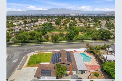 2351 Grove Avenue, Corona, CA 92882 - Photo 50