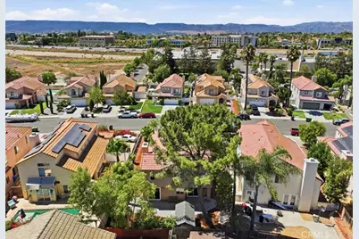 39876 Via Castana, Murrieta, CA 92563 - Photo 54