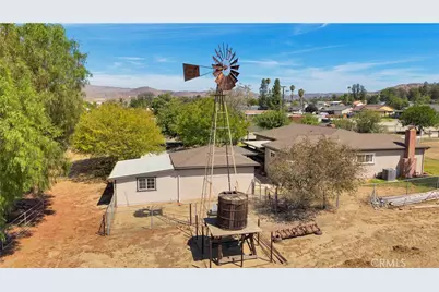31130 Water Avenue, Nuevo, CA 92567 - Photo 32