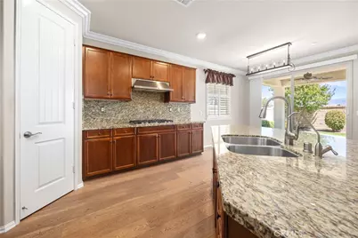 1382 Via Rivas, Hemet, CA 92545 - Photo 8