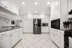 7081 Adams Ave, Colton, CA 92324 - Photo 16