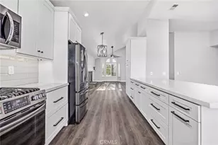 25560 Timbertree Ct, Murrieta, CA 92563 - Photo 6
