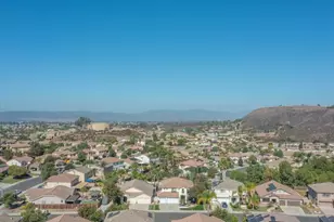 37781 Rushing Wind Ct, Murrieta, CA 92563 - Photo 46