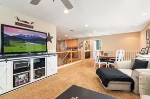 37781 Rushing Wind Ct, Murrieta, CA 92563 - Photo 18