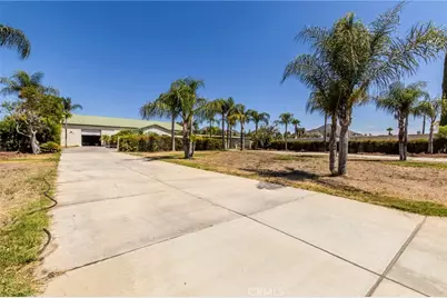 21650 Bundy Canyon, Wildomar, CA 92595 - Photo 18