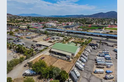 21650 Bundy Canyon, Wildomar, CA 92595 - Photo 6