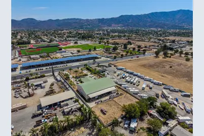 21650 Bundy Canyon, Wildomar, CA 92595 - Photo 8