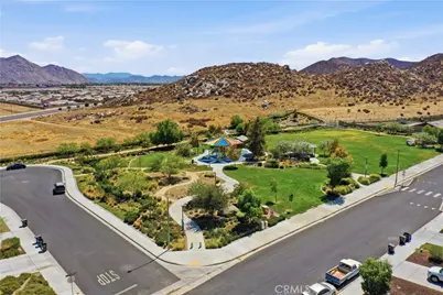 26567 Calle Los Robles, Menifee, CA 92585 - Photo 32
