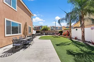 30249 Goldenrain Dr, Menifee, CA 92584 - Photo 54