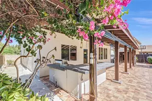 37690 Rushing Wind Ct, Murrieta, CA 92563 - Photo 30