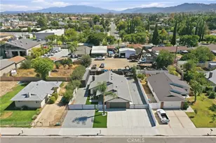 41870 B St, Murrieta, CA 92562 - Photo 2