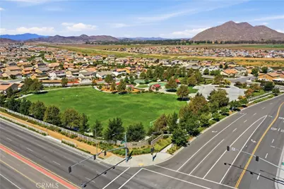 29281 Glass Mountain Court, Winchester, CA 92596 - Photo 40