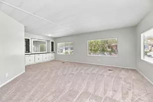 31130 S General Kearny Rd, Temecula, CA 92591 - Photo 8