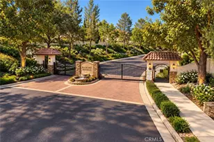 45514 Caminito Avila, Temecula, CA 92592 - Photo 2