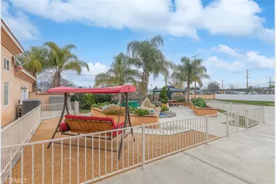 947 W Commonwealth Avenue, Hemet, CA 92543 - Photo 52