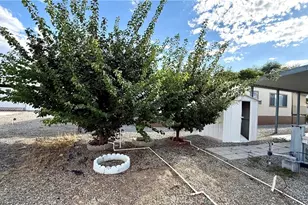 530 W Devonshire, Hemet, CA 92543 - Photo 46