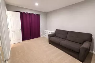 421 Parkbrook St, Spring Valley, CA 91977 - Photo 8