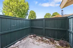 8174 Glengarry Green, Buena Park, CA 90621 - Photo 16