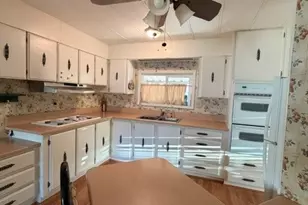 26128 Fountain Palm Dr, Homeland, CA 92548 - Photo 10