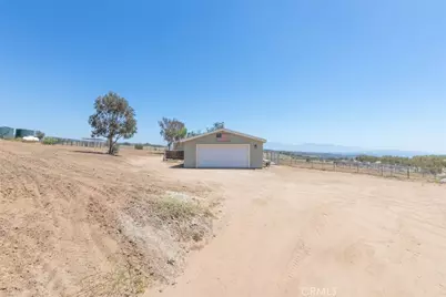 34715 Empty Saddle, Hemet, CA 92544 - Photo 2