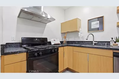 5232 Satsuma, North Hollywood, CA 91601 - Photo 8