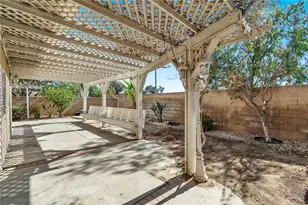 39909 Via Castana, Murrieta, CA 92563 - Photo 30