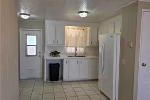 21601 Canyon Dr, Wildomar, CA 92595 - Photo 24