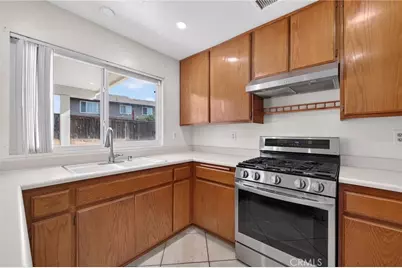 1141 Fallbrook Drive, Corona, CA 92878 - Photo 18