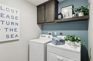 6392 Moonfire Ln, Fontana, CA 92336 - Photo 8