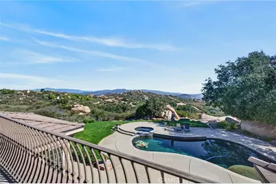 17650 Calle Pescar, Murrieta, CA 92562 - Photo 44