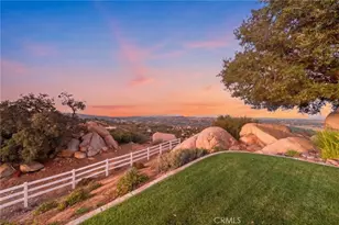 17650 Calle Pescar, Murrieta, CA 92562 - Photo 68