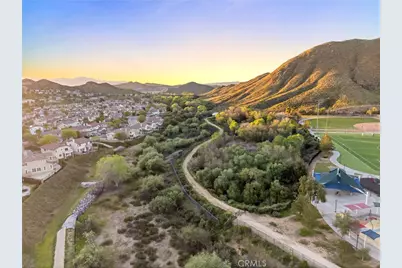 24061 Elderberry Lane, Lake Elsinore, CA 92532 - Photo 32
