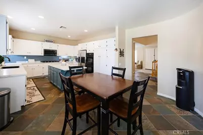 42151 Kimberly, Murrieta, CA 92562 - Photo 16