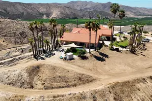 27750 Grant, Hemet, CA 92544 - Photo 2