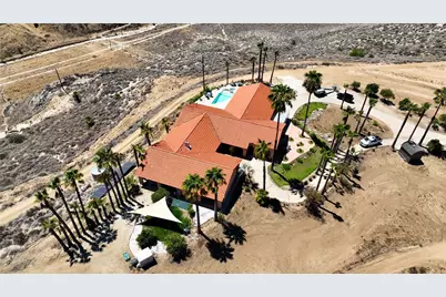 27750 Grant, Hemet, CA 92544 - Photo 4