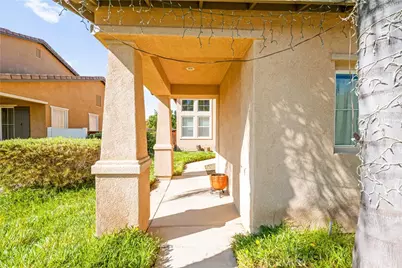 1721 Caseros, San Jacinto, CA 92582 - Photo 8