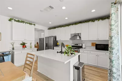 214 Knotgrass Street, Hemet, CA 92543 - Photo 4