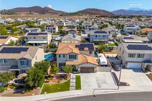 31194 Windstone Dr, Winchester, CA 92596 - Photo 38