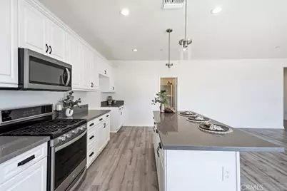 28166 Jett, Menifee, CA 92585 - Photo 10