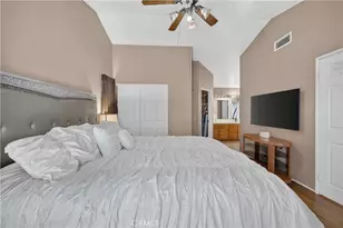 12813 Raenette, Moreno Valley, CA 92553 - Photo 32